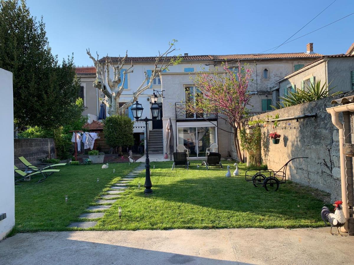 Les Papalines Villa Avignone Esterno foto